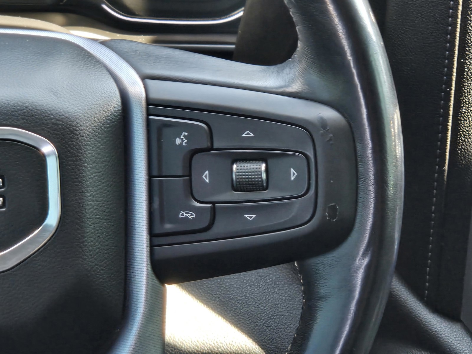 2020 Gmc Sierra 1500 SLT photo 15