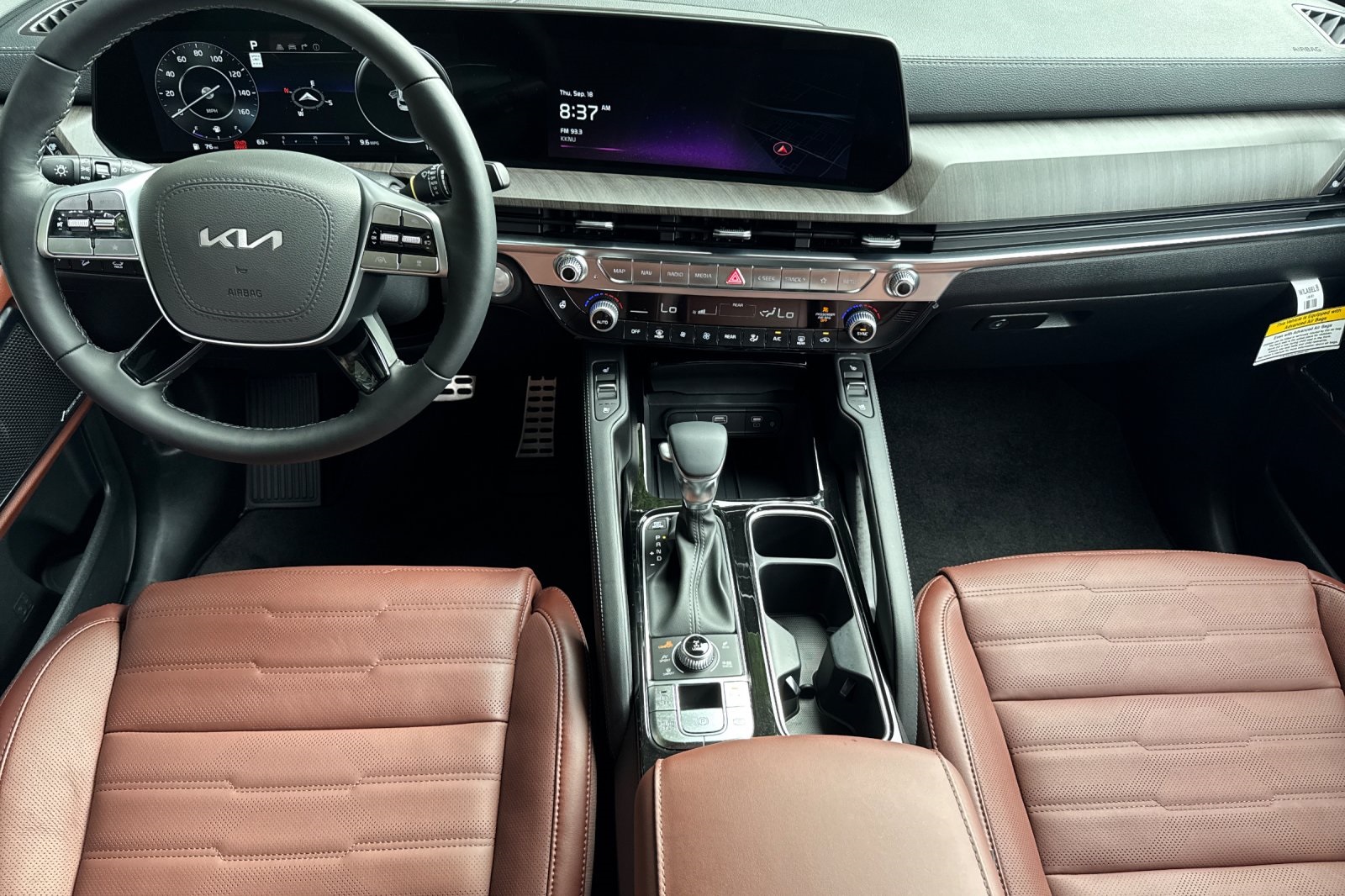 2025 Kia Telluride SX Prestige photo 8