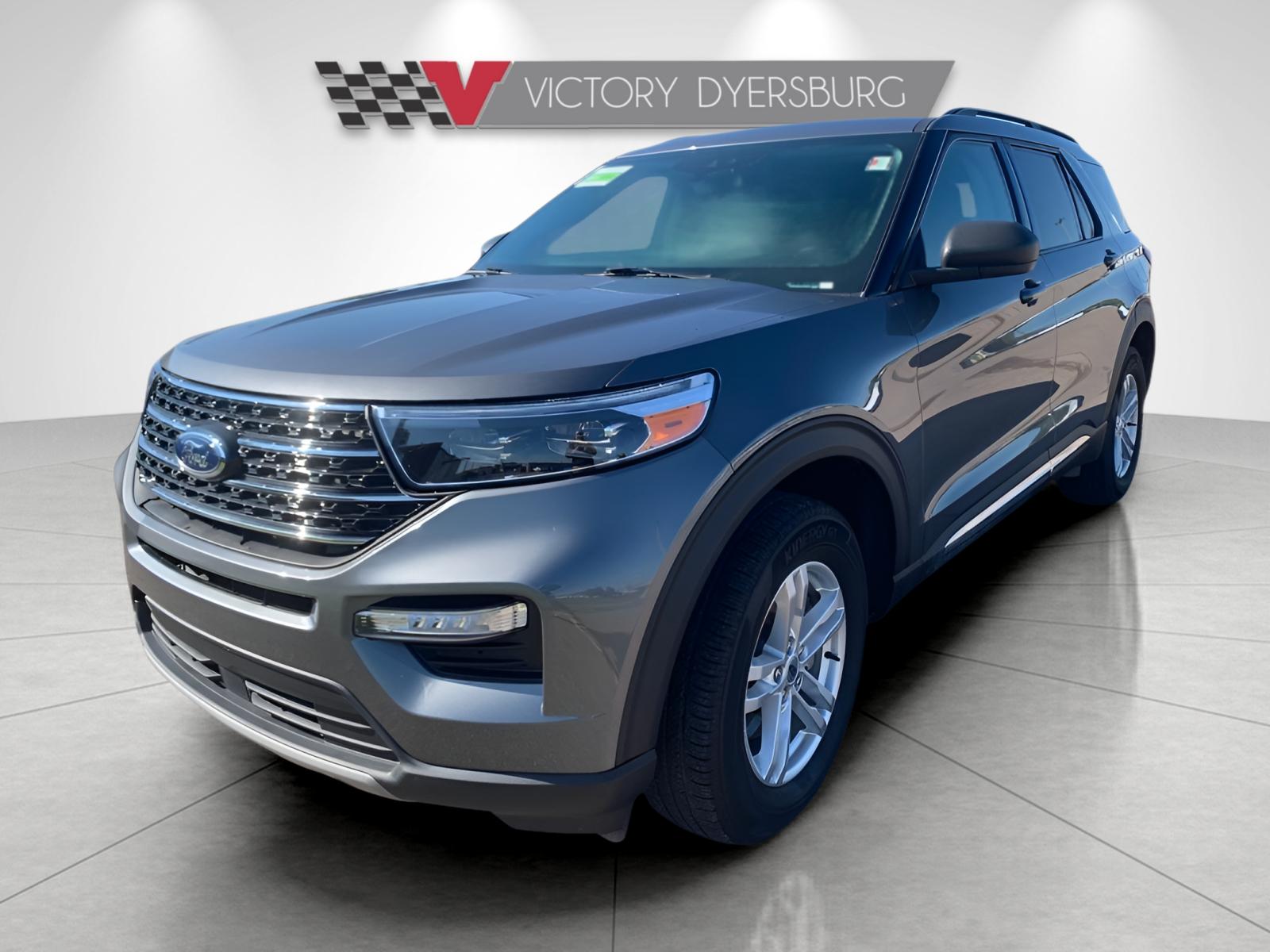 2023 Ford Explorer XLT photo 3