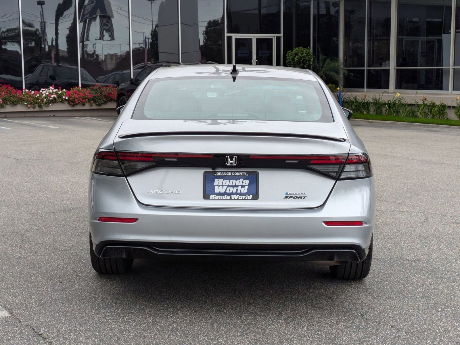 2025 Honda Accord Hybrid Sport-L photo 4