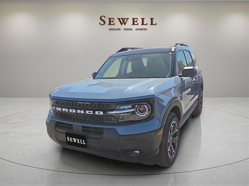 2025 Ford Bronco Sport Outer Banks's photo