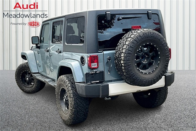 2014 Jeep Wrangler Unlimited Sahara photo 4