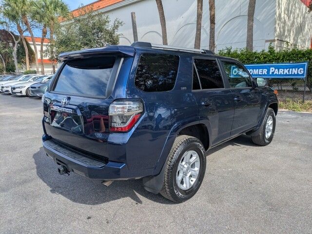 2023 Toyota 4Runner SR5 photo 4