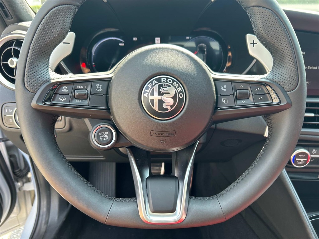 2025 Alfa Romeo Giulia SPRINT photo 22