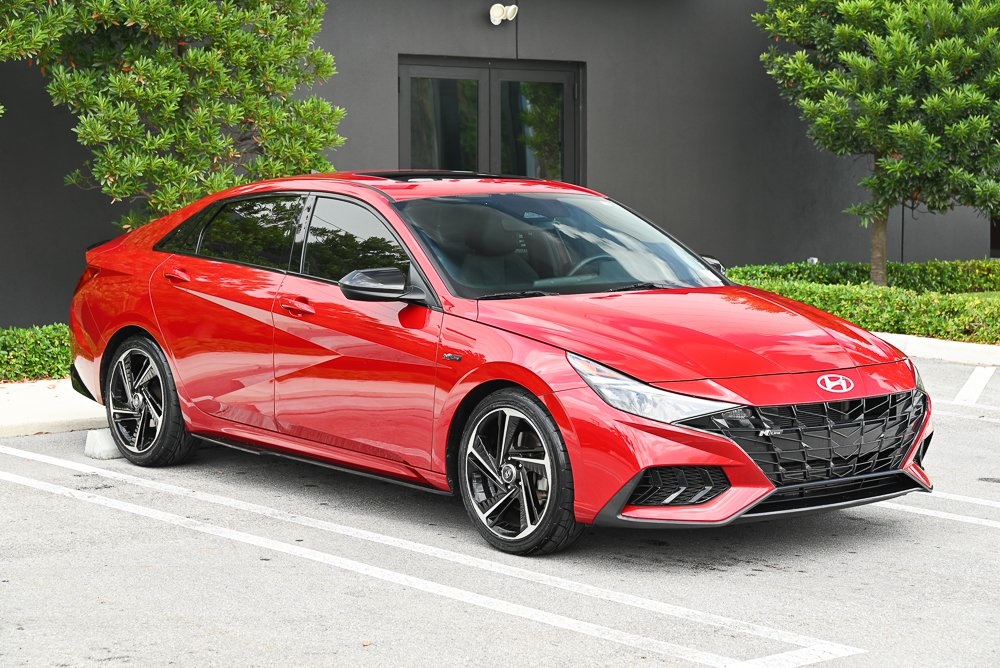 2023 Hyundai Elantra N Line photo 3