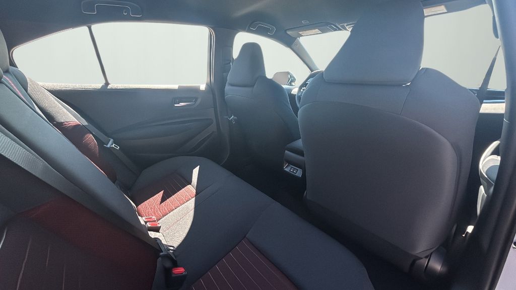 2026 Toyota Corolla SE photo 13