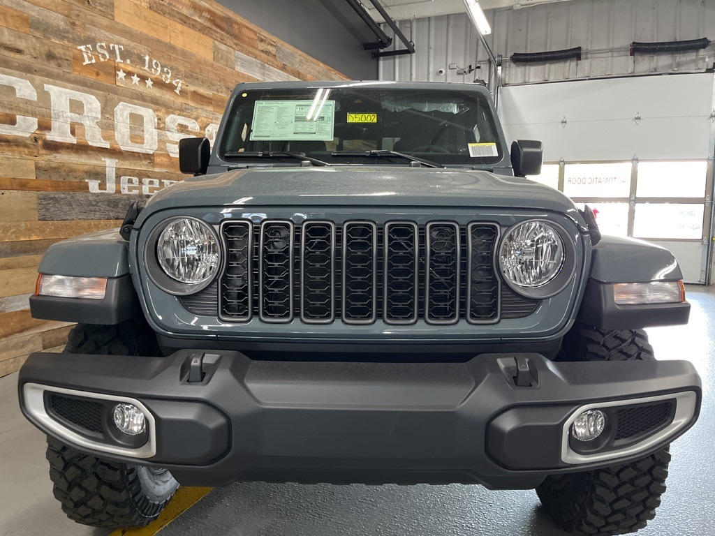 2025 Jeep Gladiator Sport photo 14