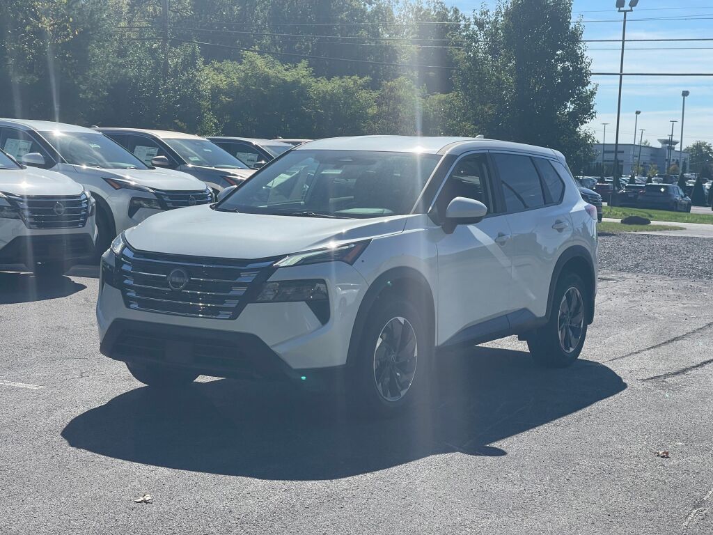 2026 Nissan Rogue SV photo 3