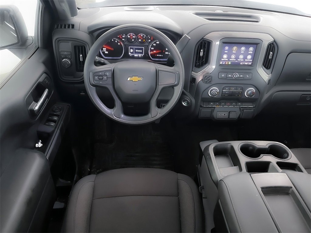 2023 Chevrolet Silverado Custom photo 23