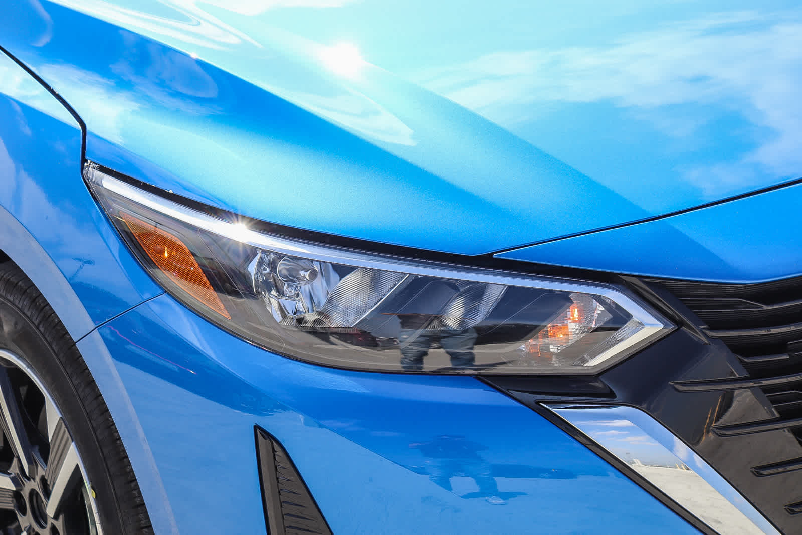 2025 Nissan Sentra SV photo 4