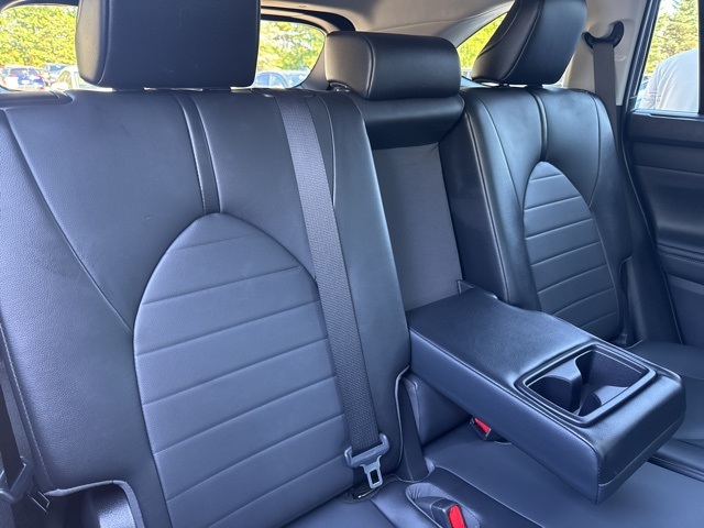 2021 Toyota Highlander XLE photo 9
