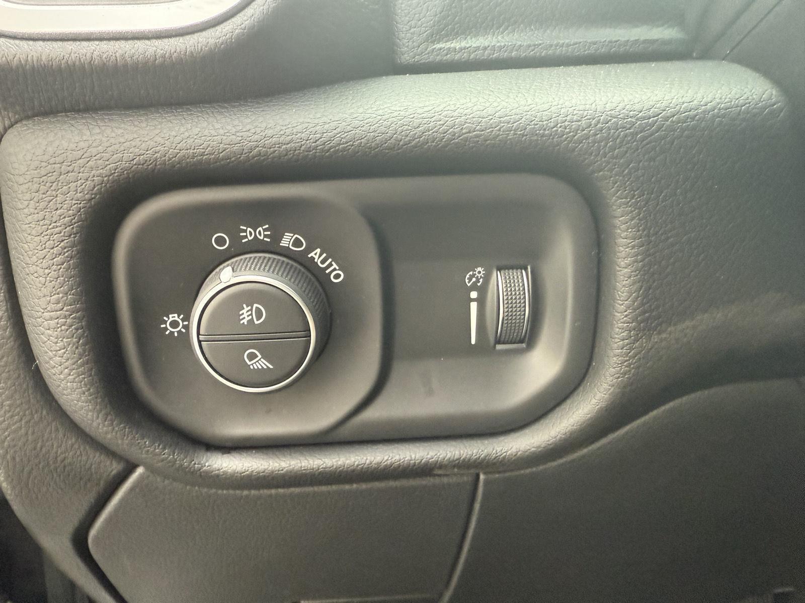 2024 Ram 2500 Big Horn photo 13