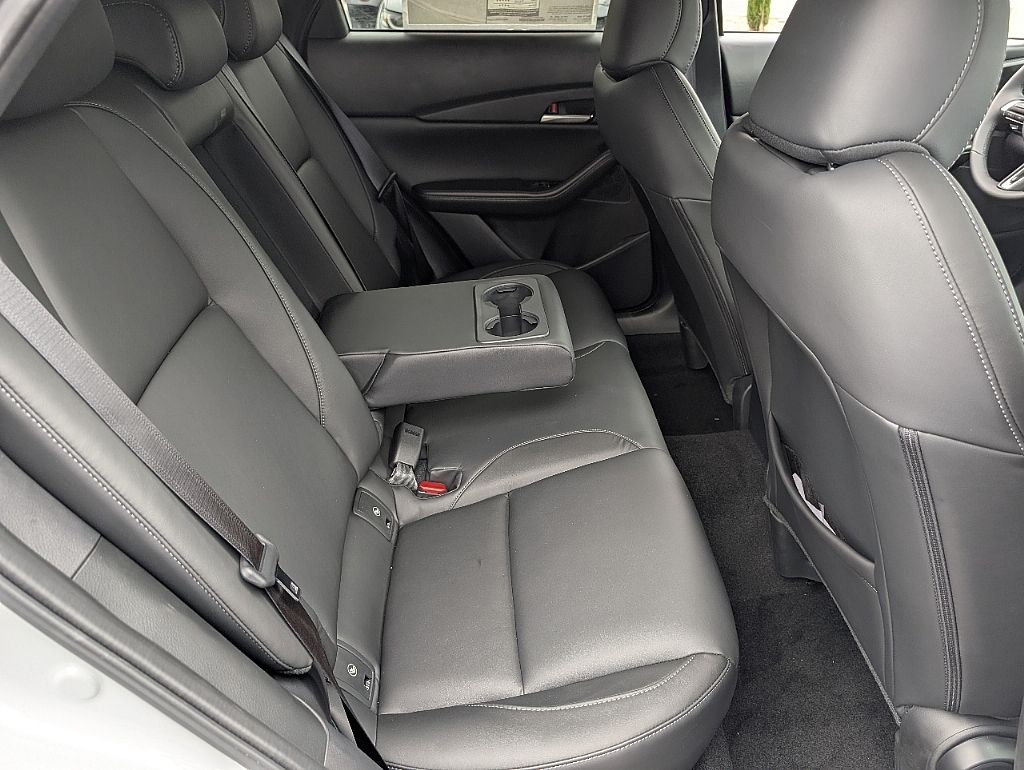 2025 Mazda CX-30 2.5 S Preferred photo 17