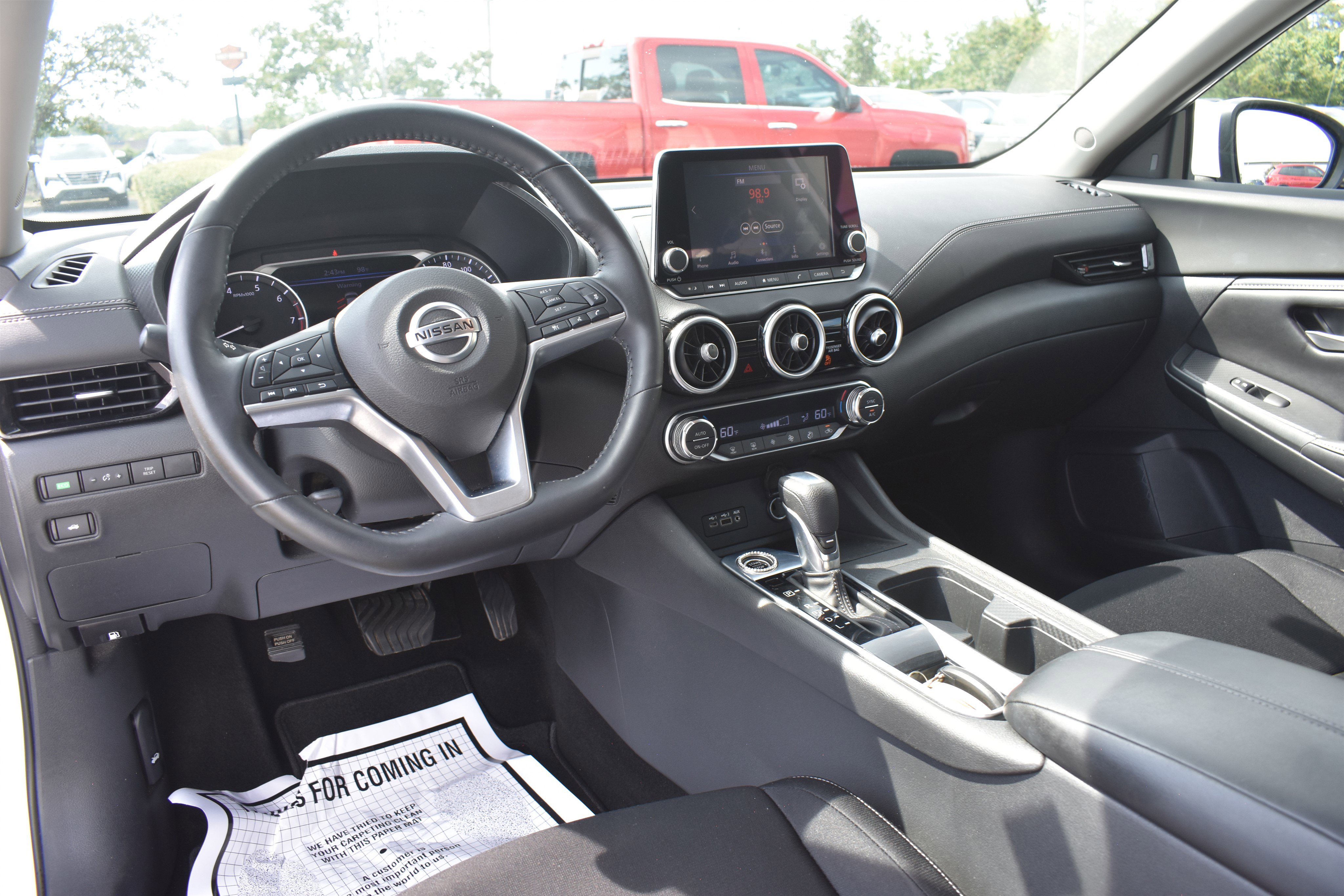 2021 Nissan Sentra SV photo 9