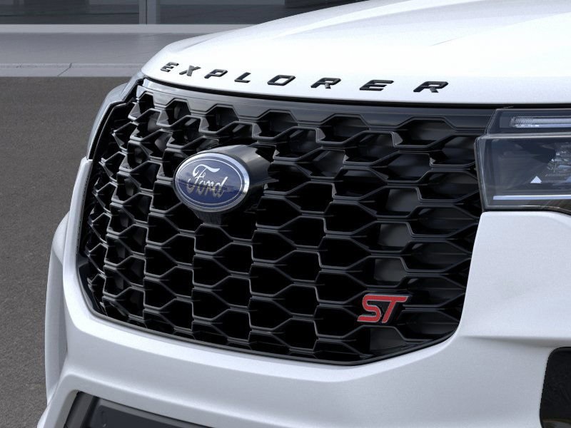 2025 Ford Explorer ST photo 14