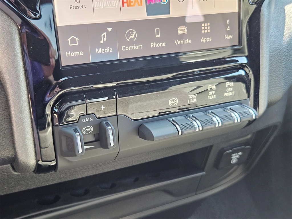 2025 Ram 2500 Tradesman photo 23