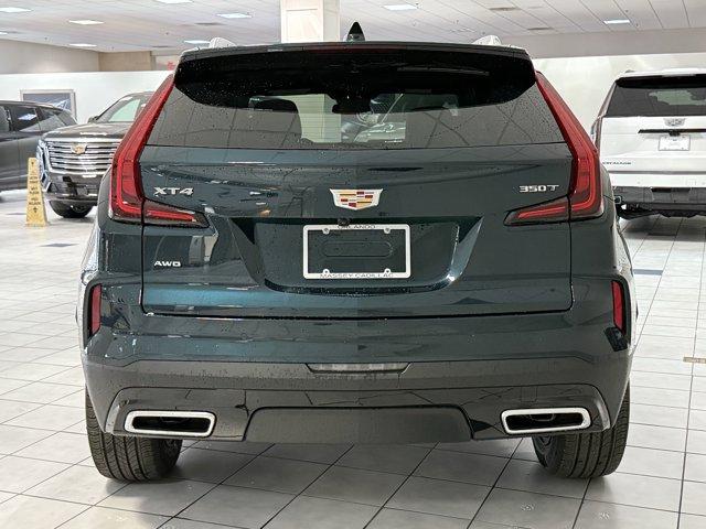 2025 Cadillac XT4 Premium Luxury photo 4
