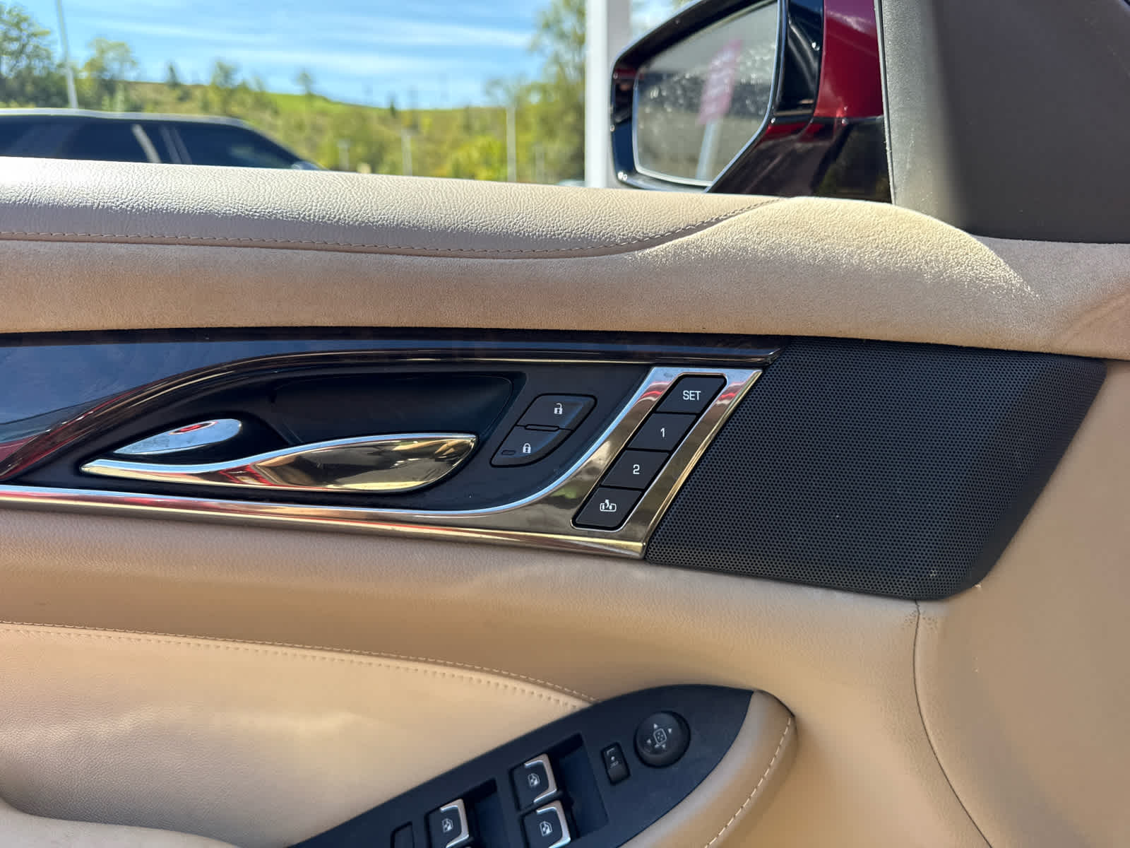 2016 Cadillac CTS Luxury photo 4