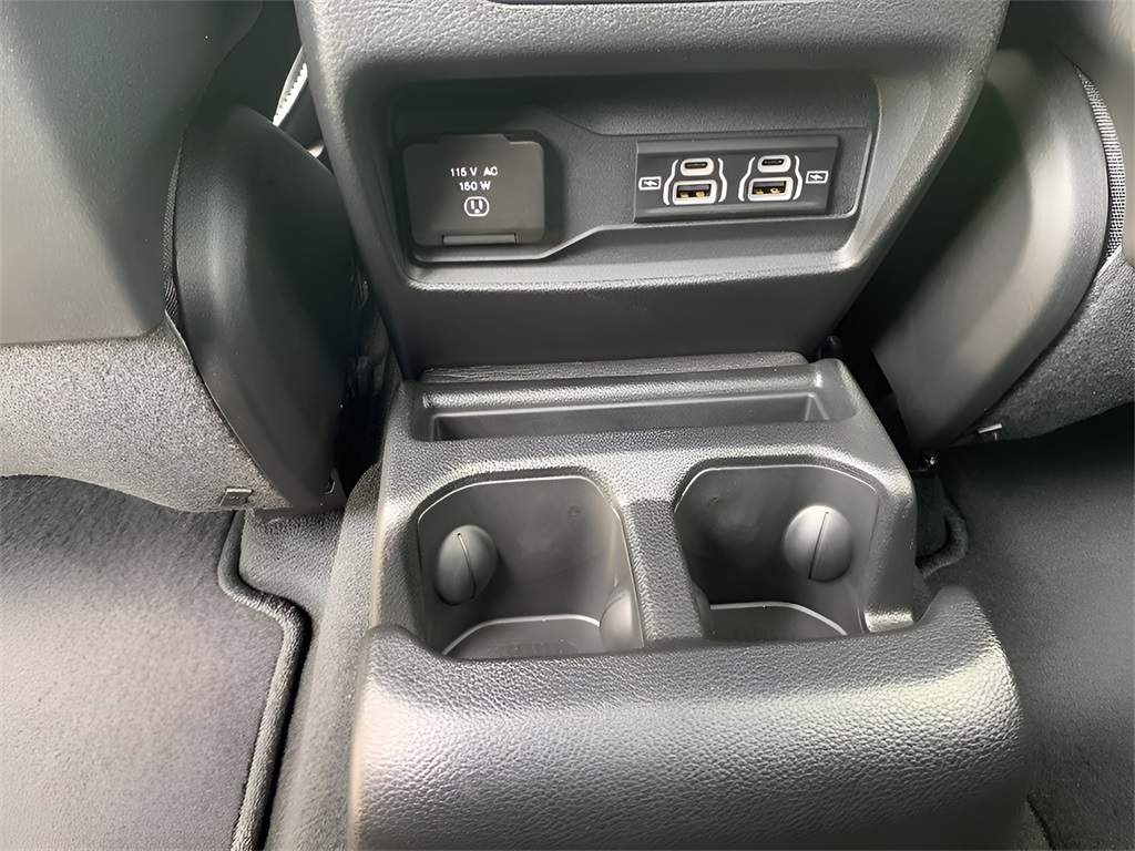 2025 Jeep Grand Cherokee Altitude X photo 44