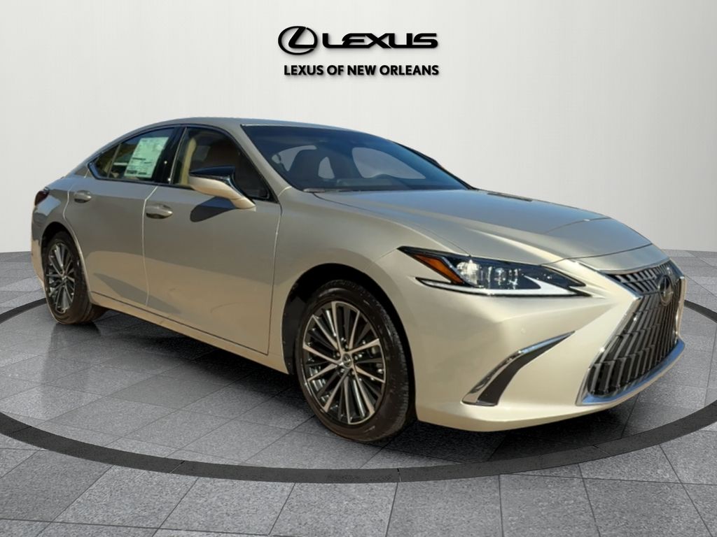 2025 Lexus ES 350's photo