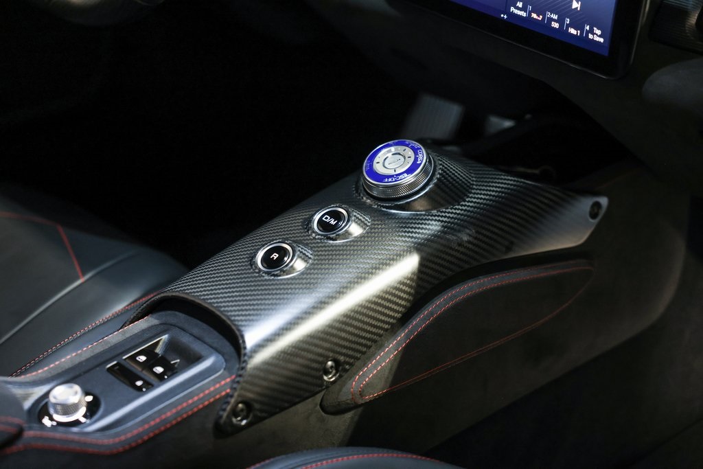 2022 Maserati MC20 Base photo 22