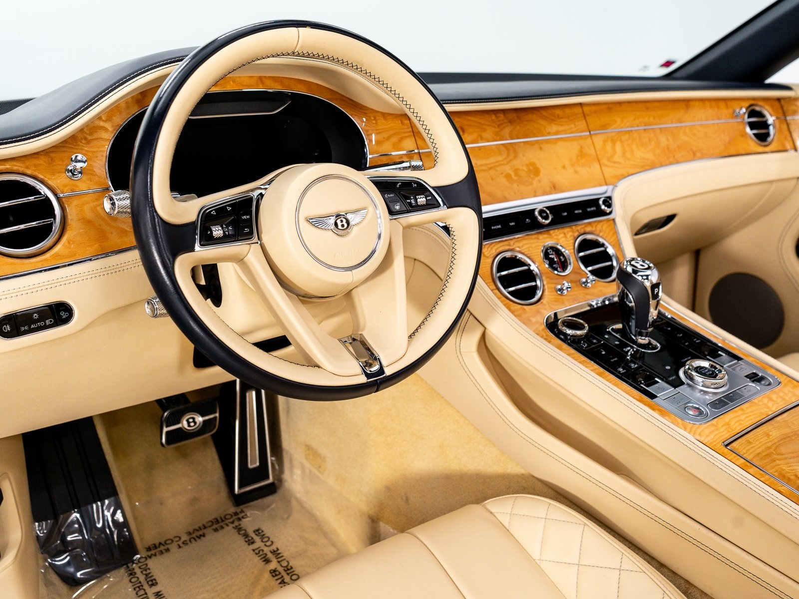 2020 Bentley Continental GT V8 photo 19