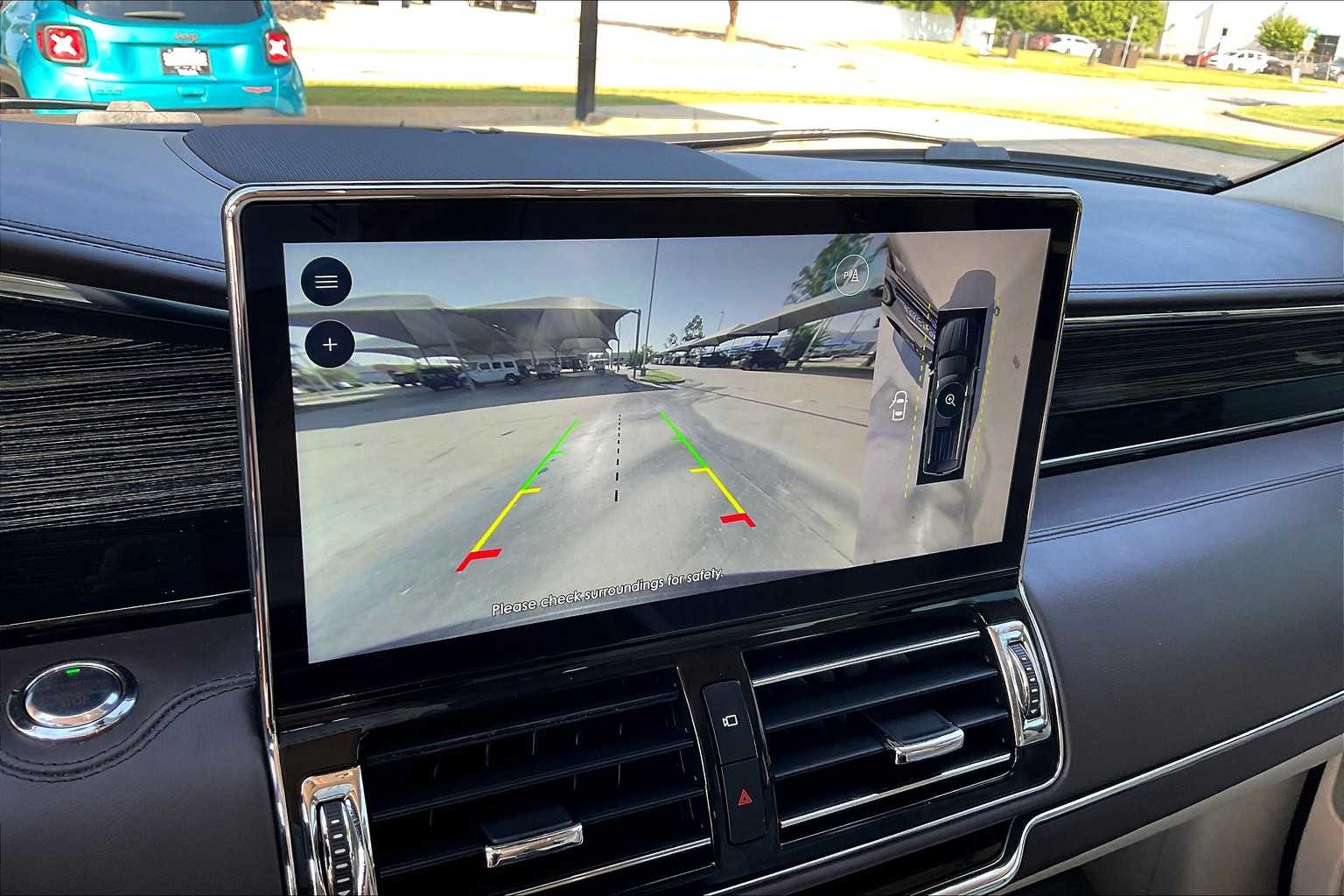 2024 Lincoln Navigator Black Label photo 24