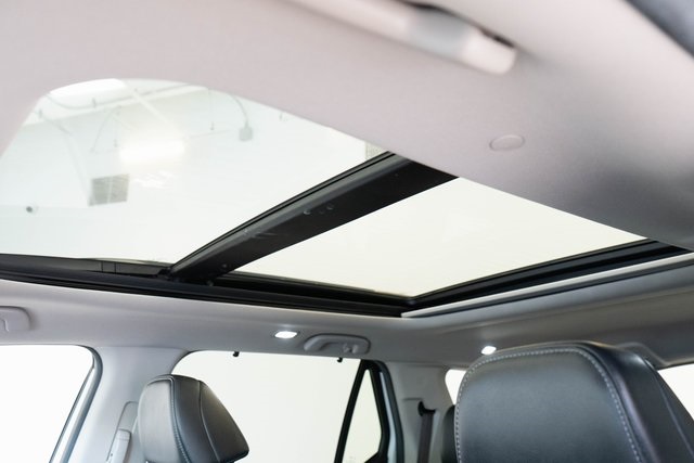 2025 Honda Pilot Touring photo 4