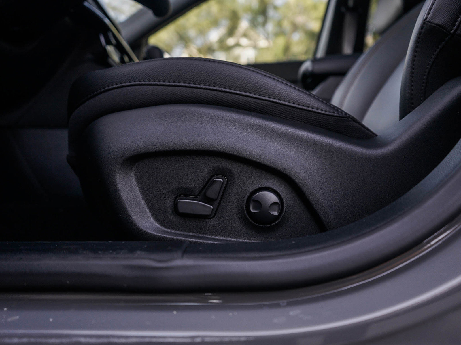 2025 Jeep Compass Limited photo 18