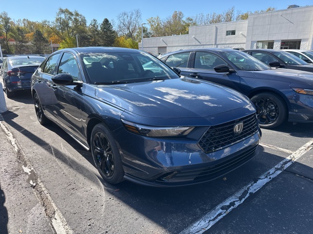 2025 Honda Accord SE's photo