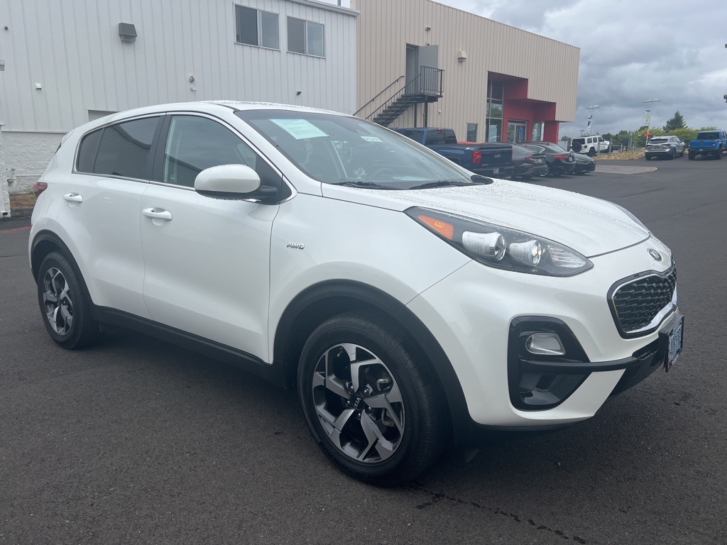 2022 Kia Sportage LX photo 2
