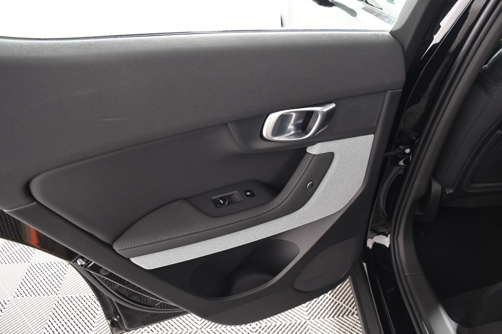 2022 Polestar PS2 e-AWD photo 25