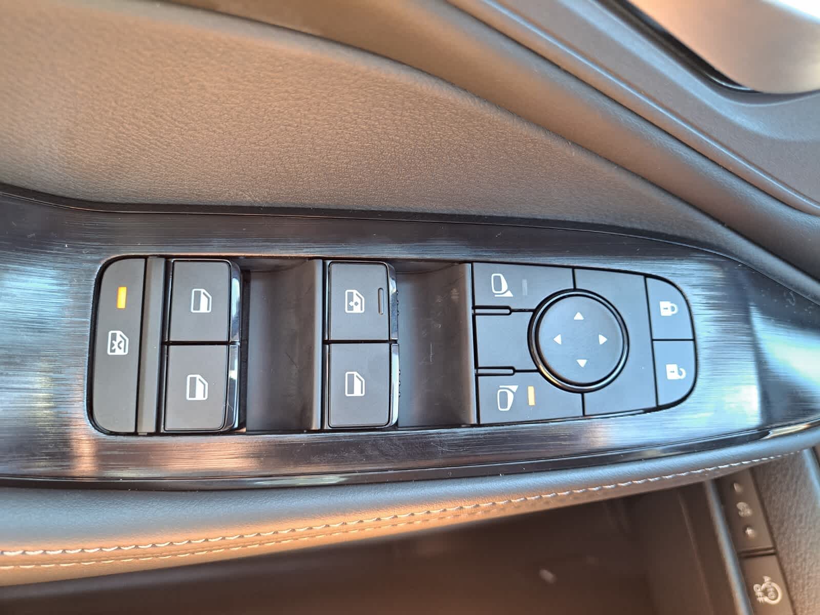 2026 Nissan Rogue SV photo 16