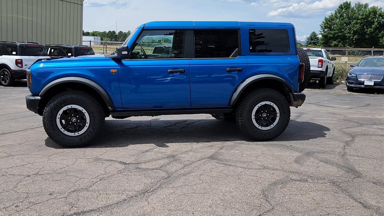 2025 Ford Bronco Badlands photo 4