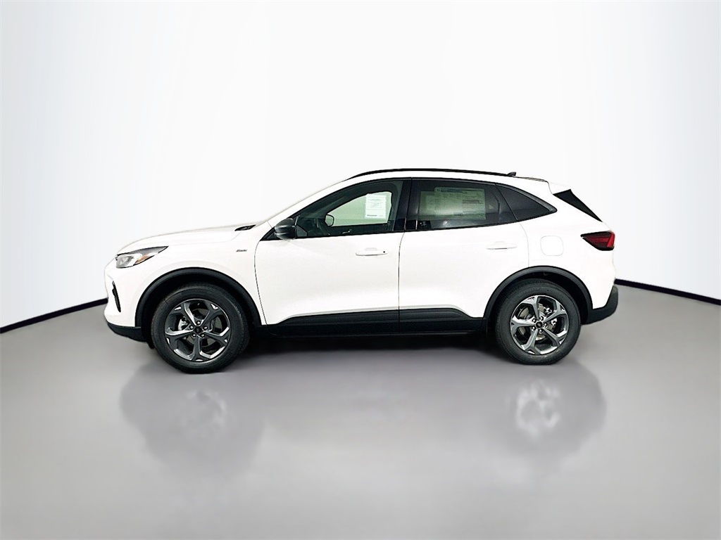 2025 Ford Escape ST-Line photo 3