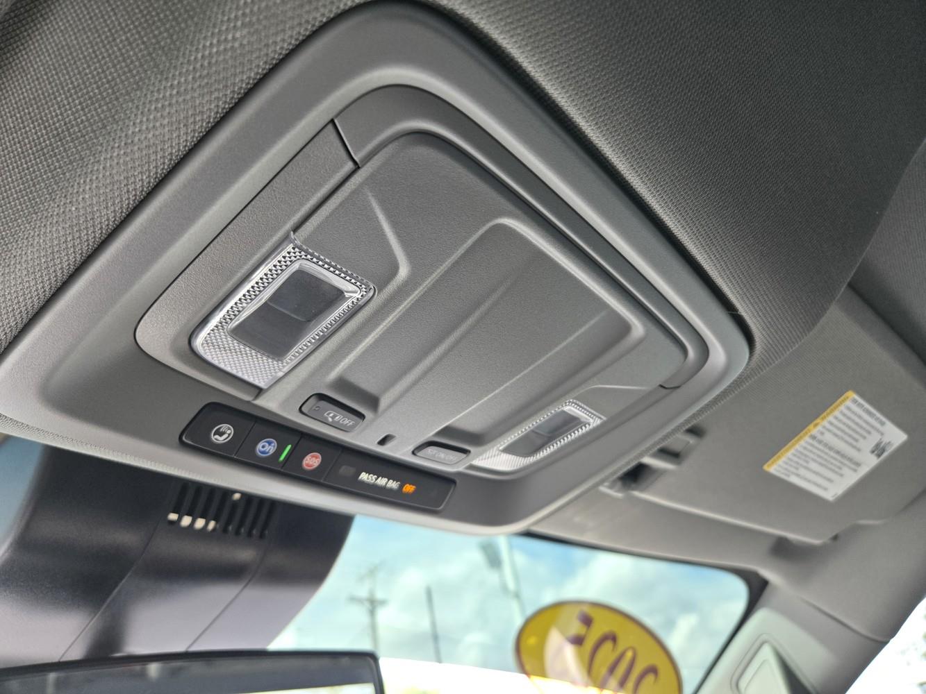 2025 Chevrolet Silverado 2500HD LT photo 12