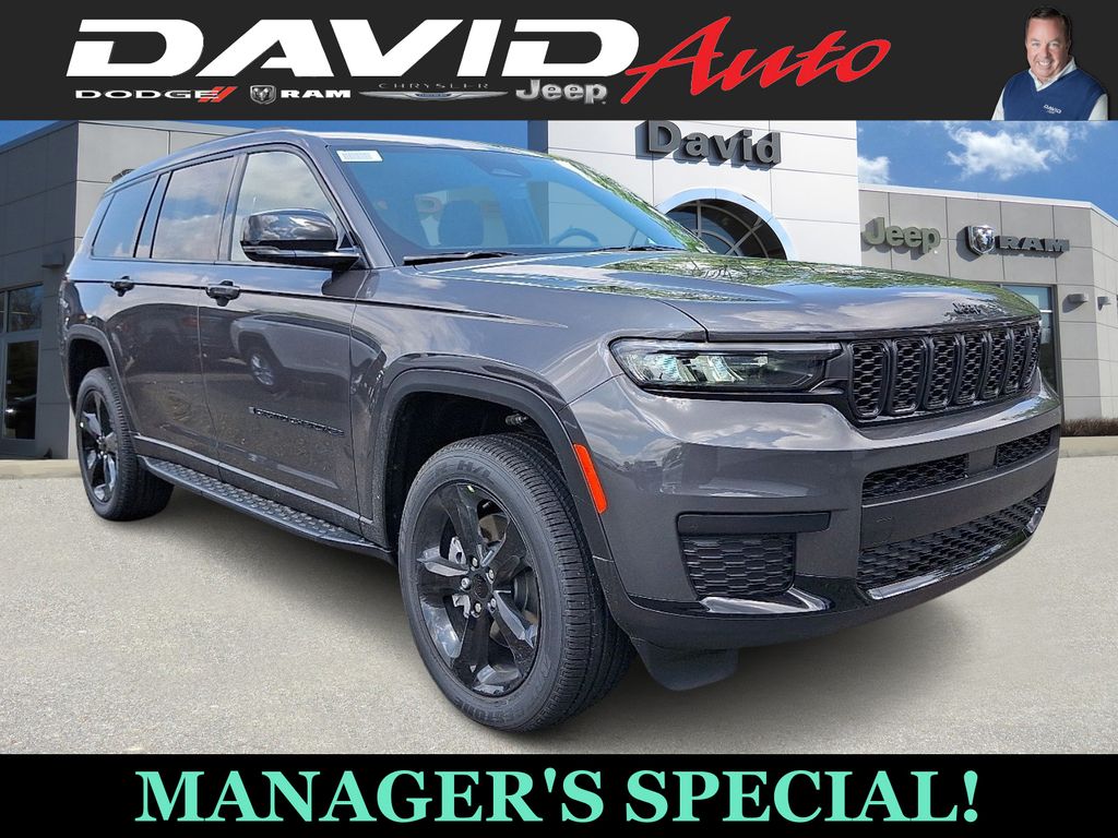 2025 Jeep Grand Cherokee L Altitude's photo