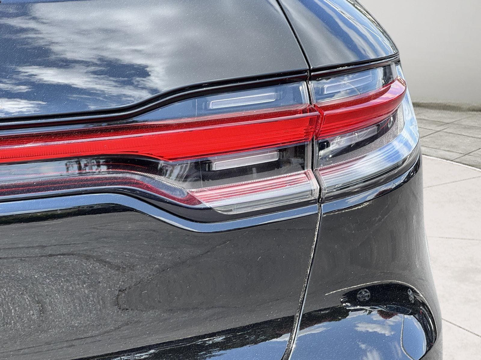 2021 Porsche Macan Base photo 69