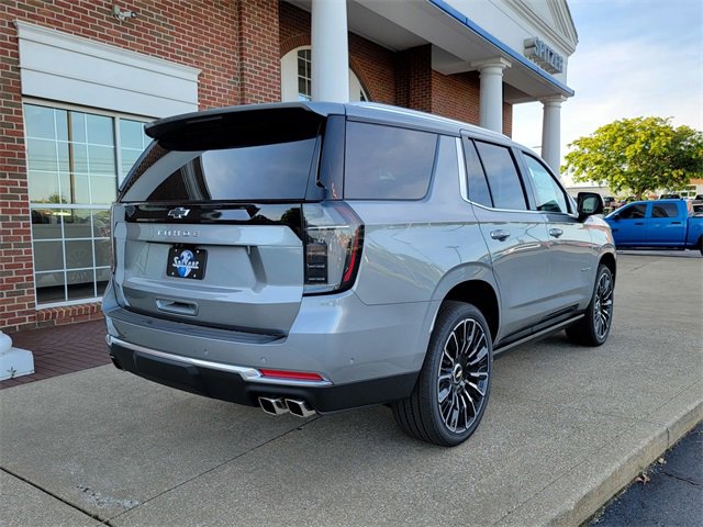 2025 Chevrolet Tahoe High Country photo 3