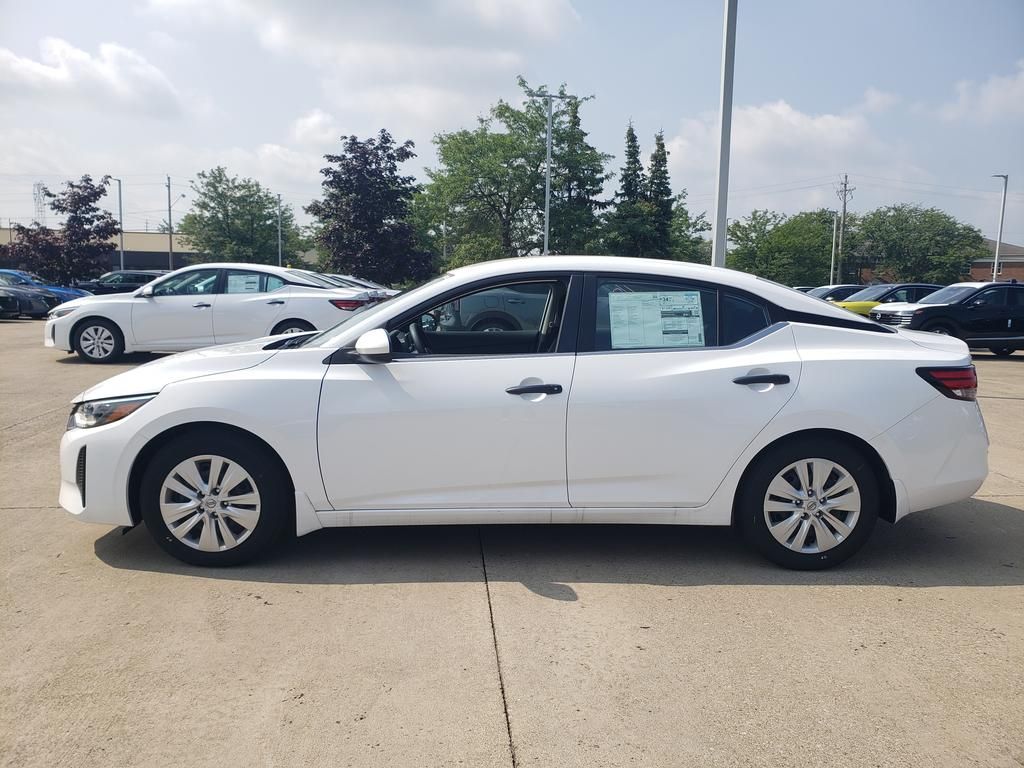 2025 Nissan Sentra S photo 3