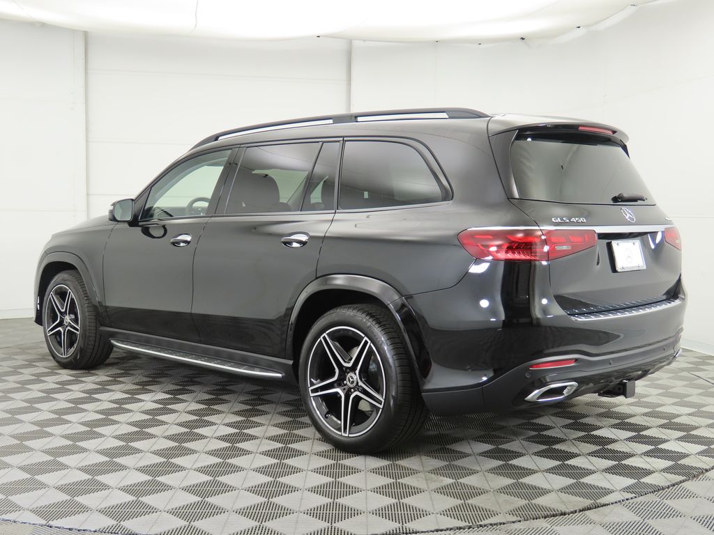 2025 Mercedes Benz GLS 450 4MATIC photo 6