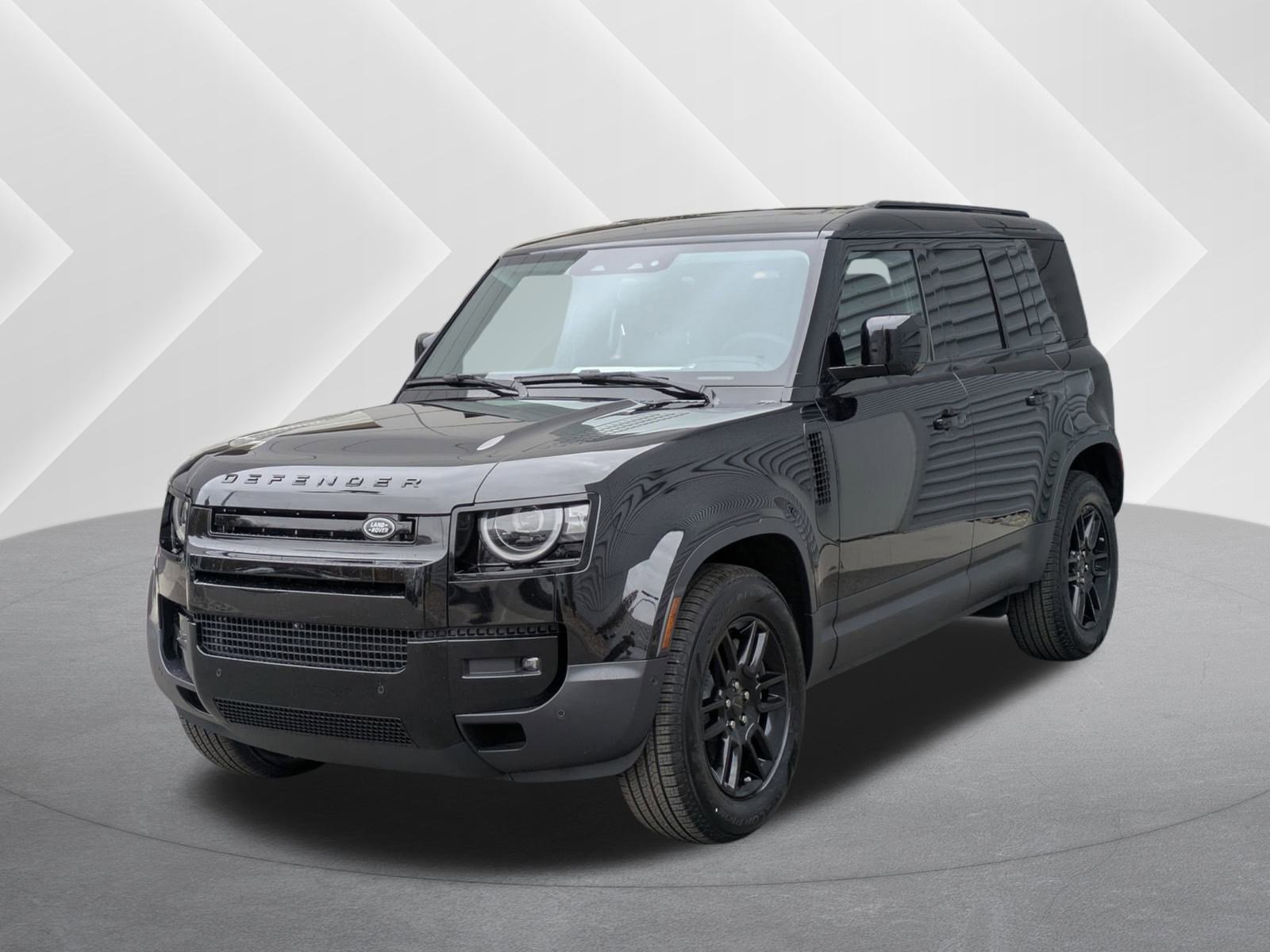 2026 Land Rover Defender S's photo