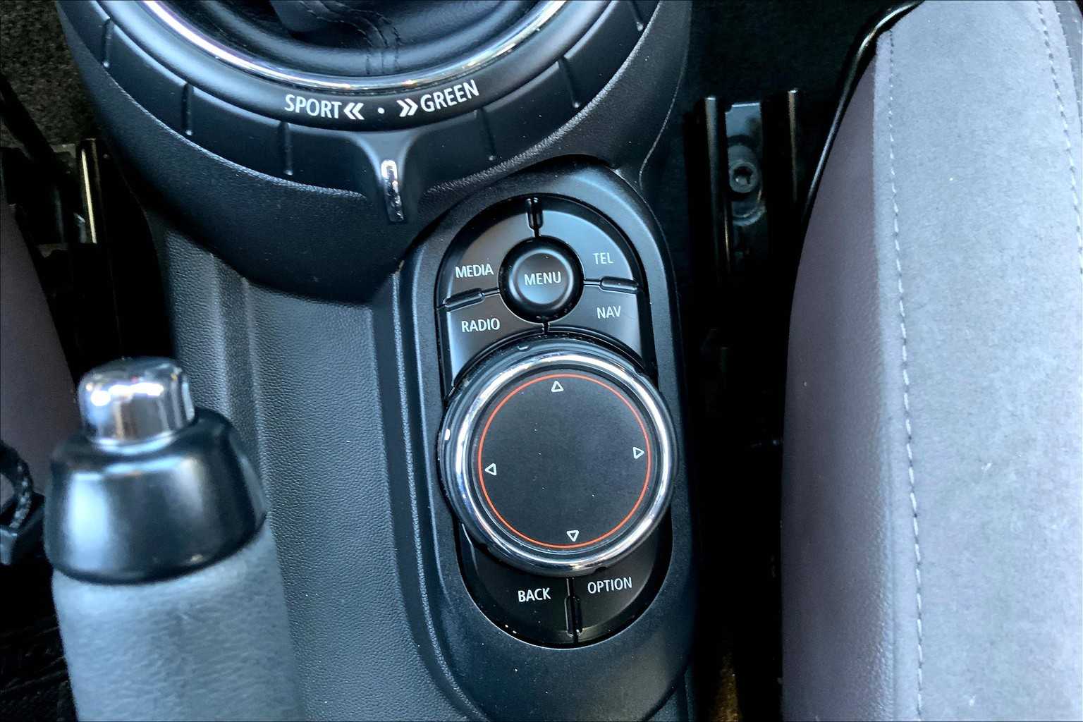 2016 Mini Cooper Hardtop 4 Door S photo 30