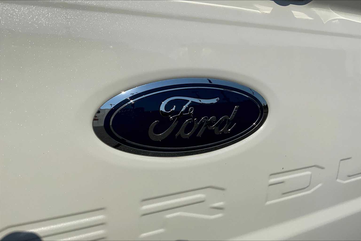 2024 Ford F-250 Lariat photo 28