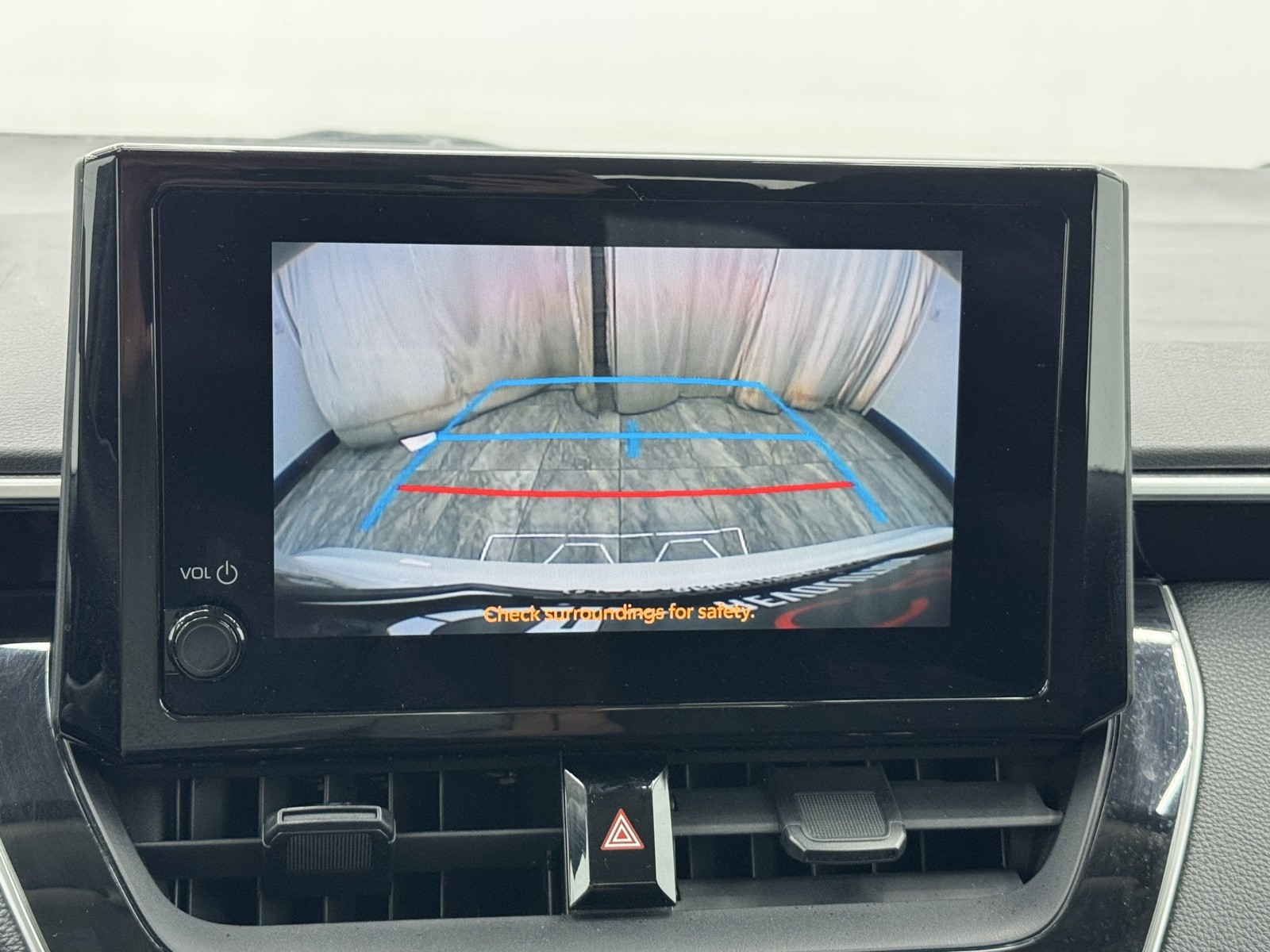 2023 Toyota Corolla LE photo 21