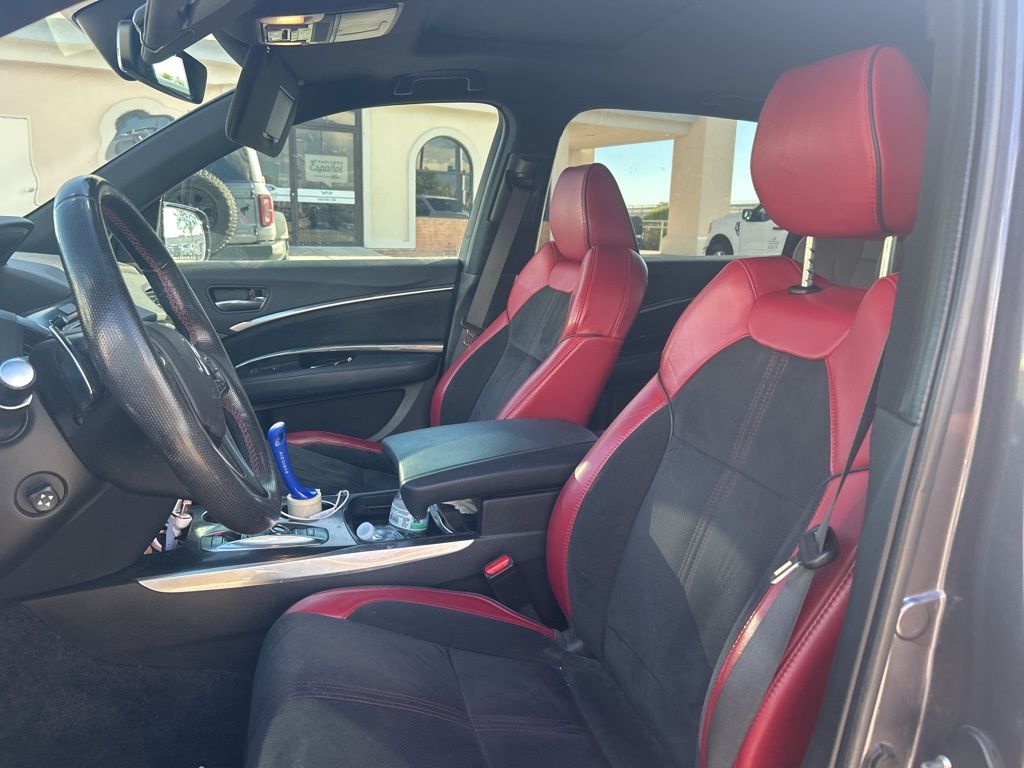 2019 Acura MDX Technology A-Spec photo 8