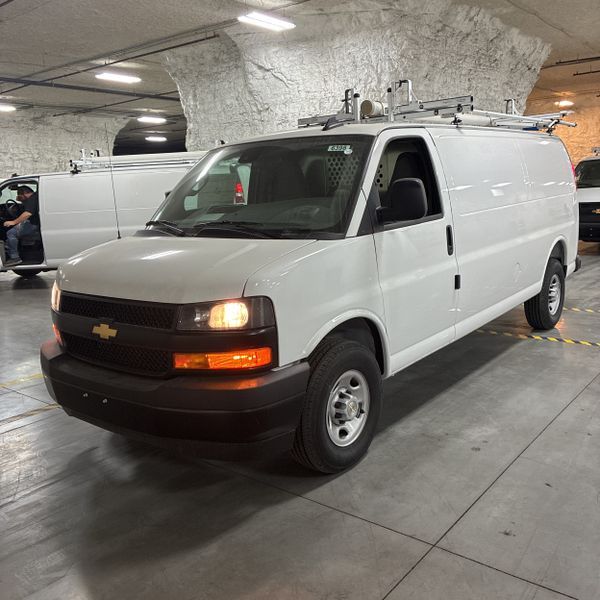 2025 Chevrolet Express Cargo Work Van's photo