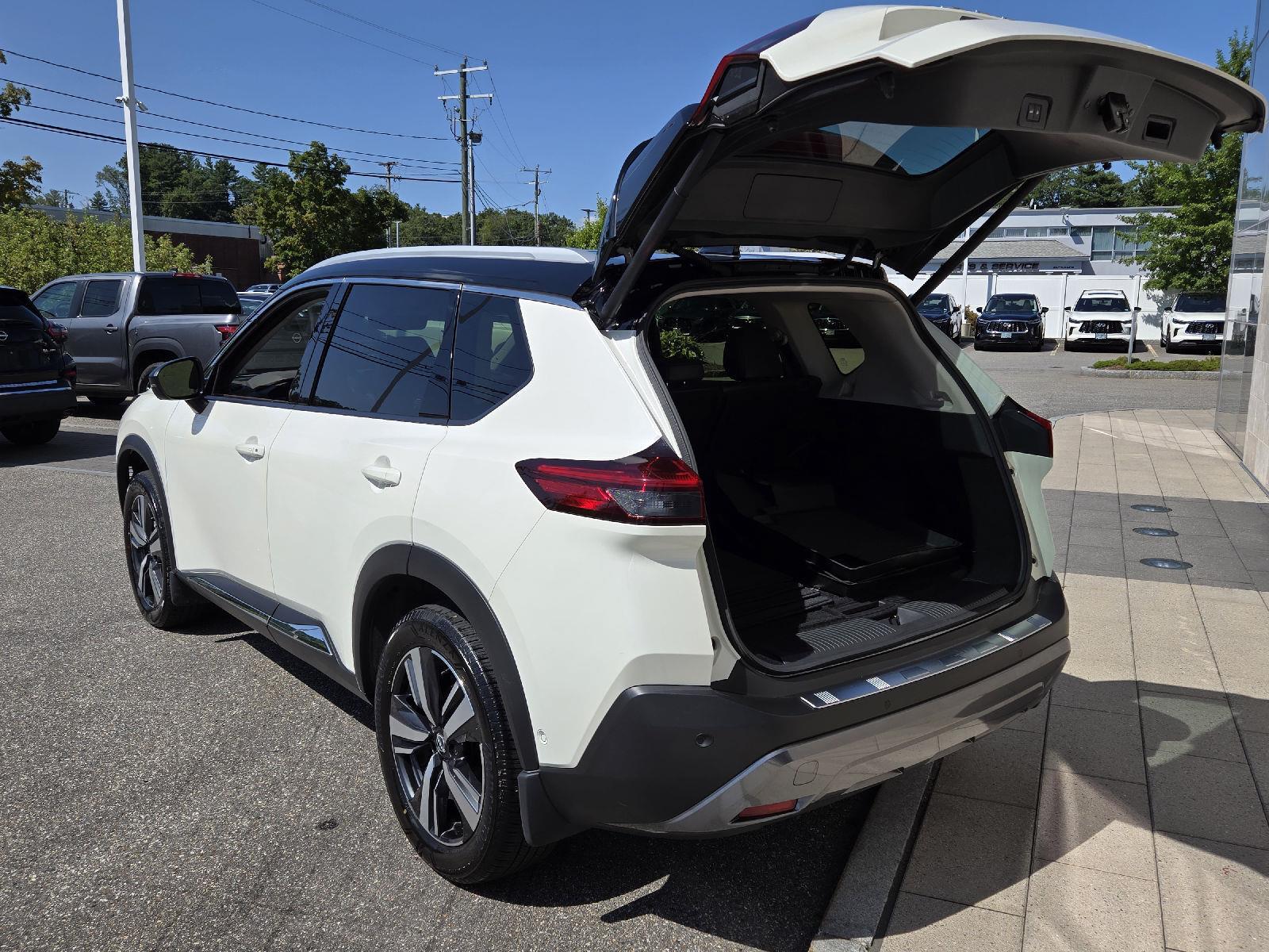 2023 Nissan Rogue SL photo 19