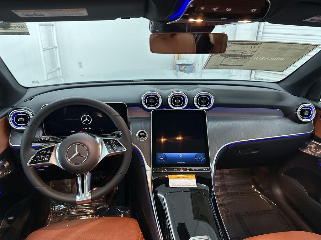 2026 Mercedes Benz GLC 300 photo 17