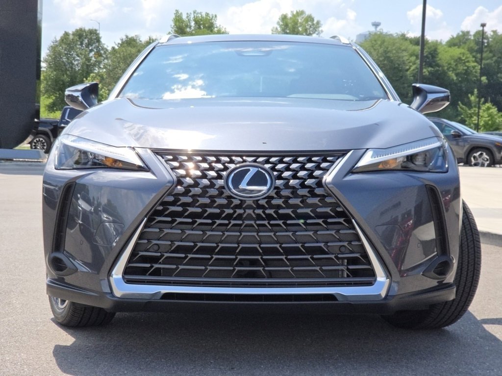 2025 Lexus UX Premium photo 3